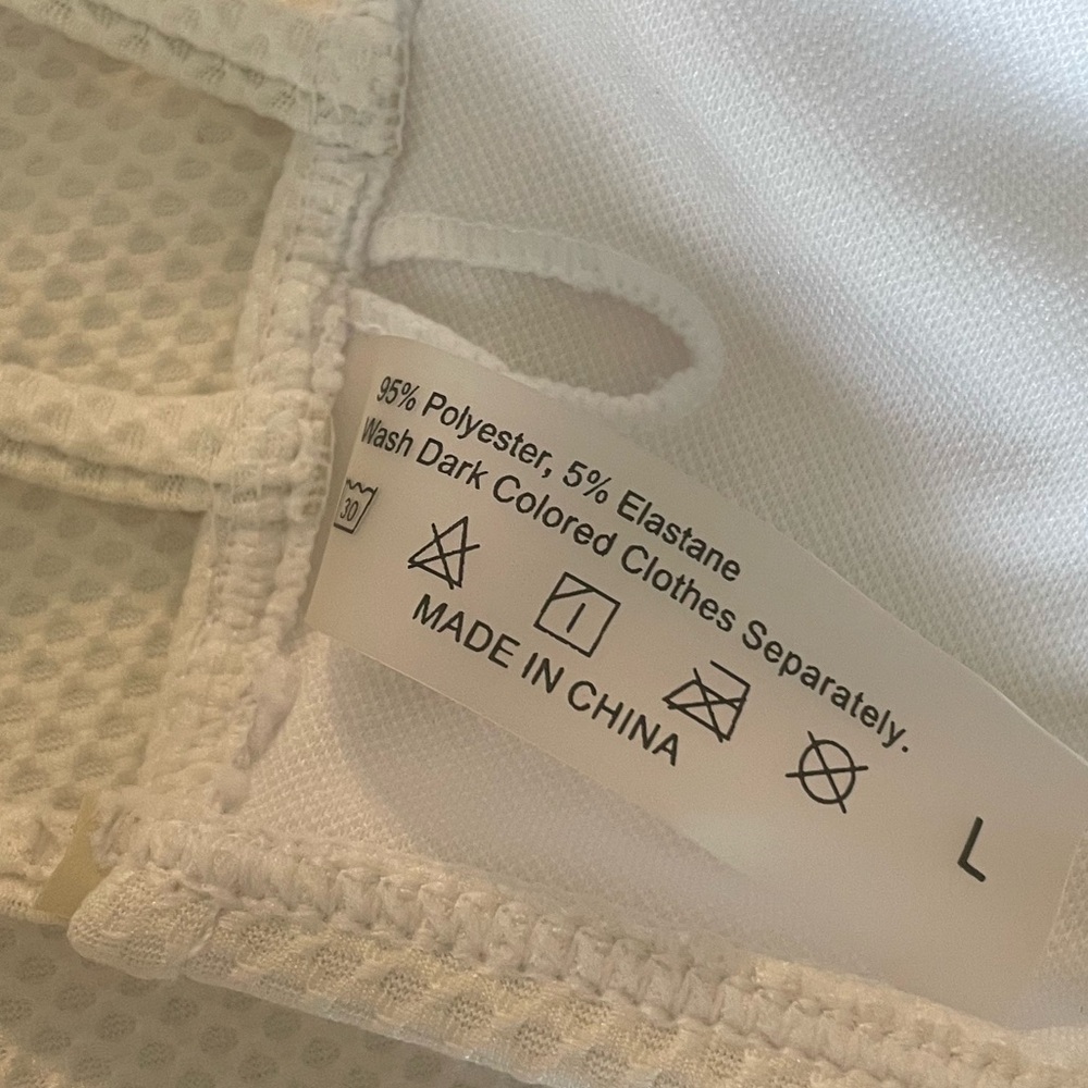 White Textured Strappy Ring Back Bikini Top | SIZE LARGE ๐ค - Picture 3 of 3